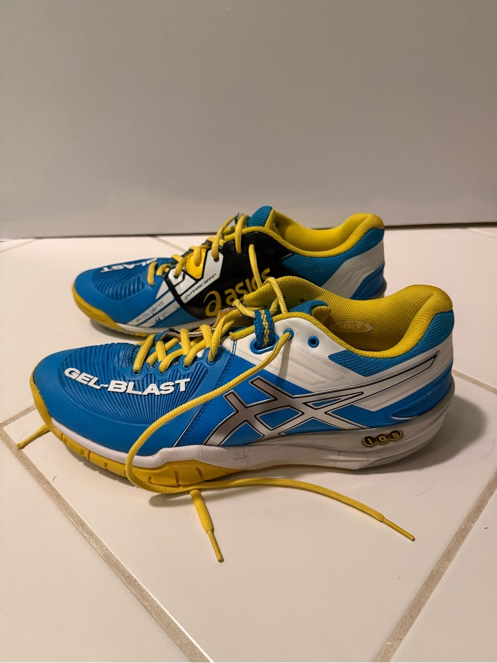 Asics Blue & Yellow GEL-BLAST Court Sneakers